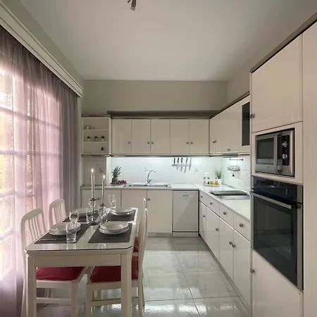 Apartament Summer Diamond Kremastí
