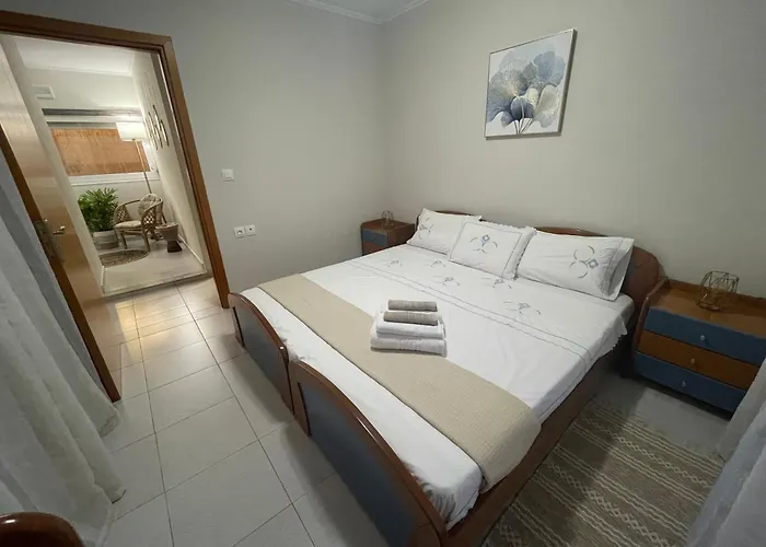 Summer Diamond Kremastí